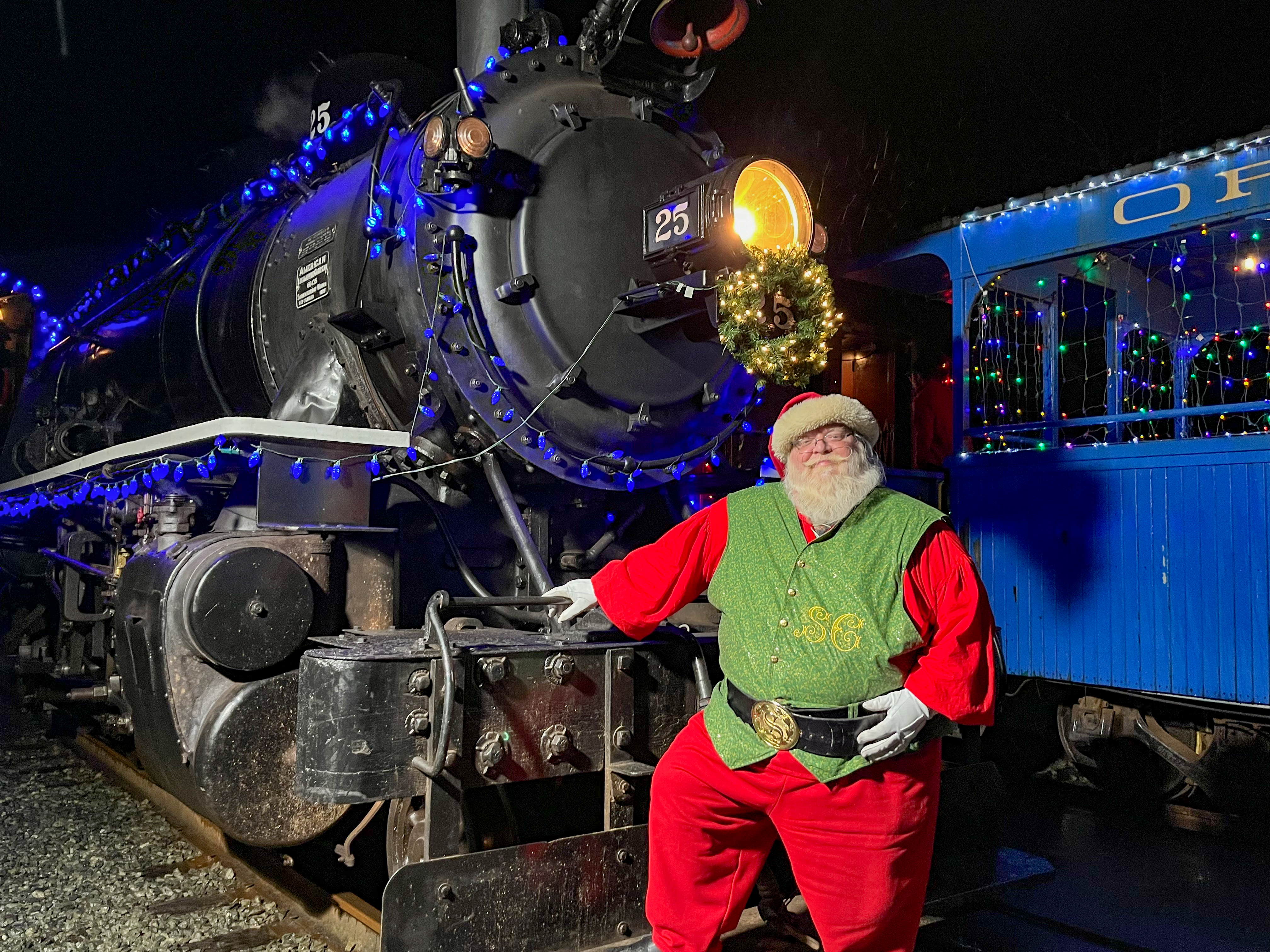 Candy Cane Express | Oregon Coast Scenic Railroad